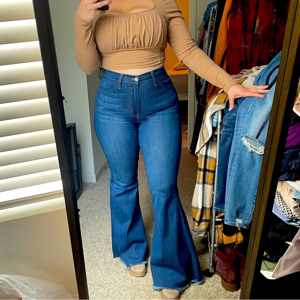 Judy blue stretchy flare jeans